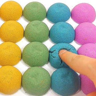 DIY Kinetic Sand with Coloured Sand
